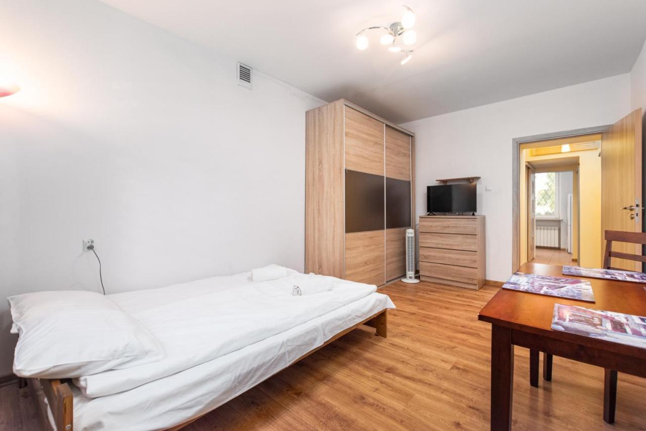 Dabrowszczakow 6 Apartment Warsaw